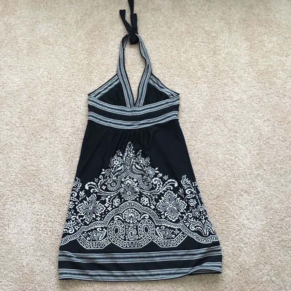 💕HP💕 EUC BCBG halter neck dress - Picture 4 of 6